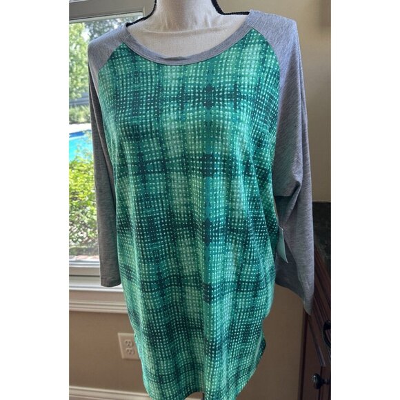 NWT LulaRoe Green & Gray Plus Size Randy Shirt, Size 2XL - Picture 4 of 5